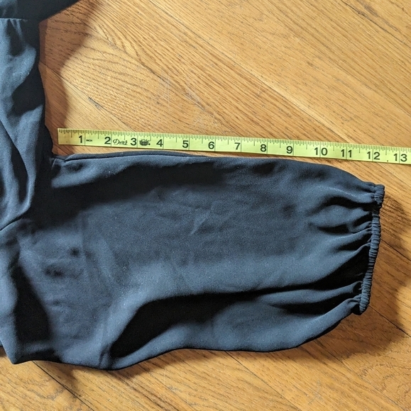 New York & Company 7th Avenue Black Wrap Flowy Top w/ Tie Waist & Side Zipper - Picture 11 of 11